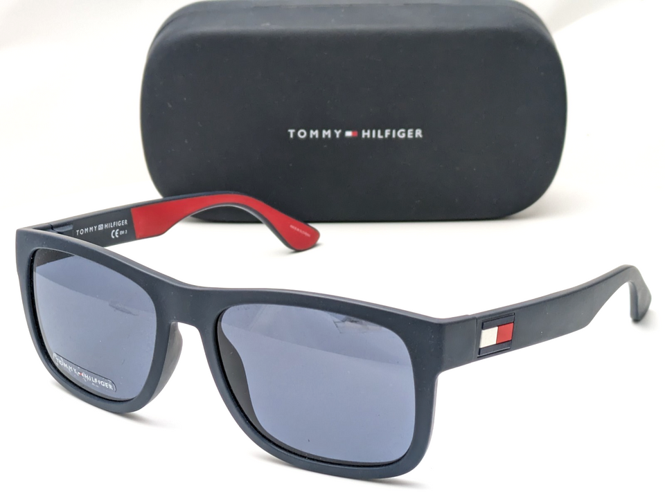 Óculos de sol Tommy Hilfiger TH 1556/S 8RUKU armação Havana escura com lentes azuis 56mm